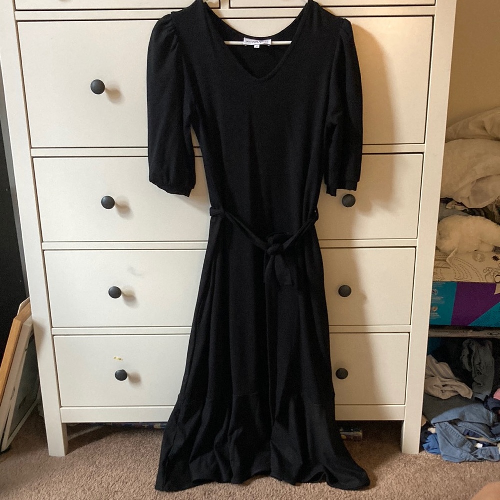 Merrick White anywhere black dress